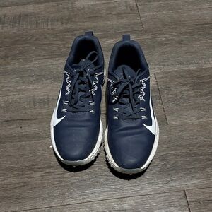 Nike Men's Dark Blue Athletic Shoes